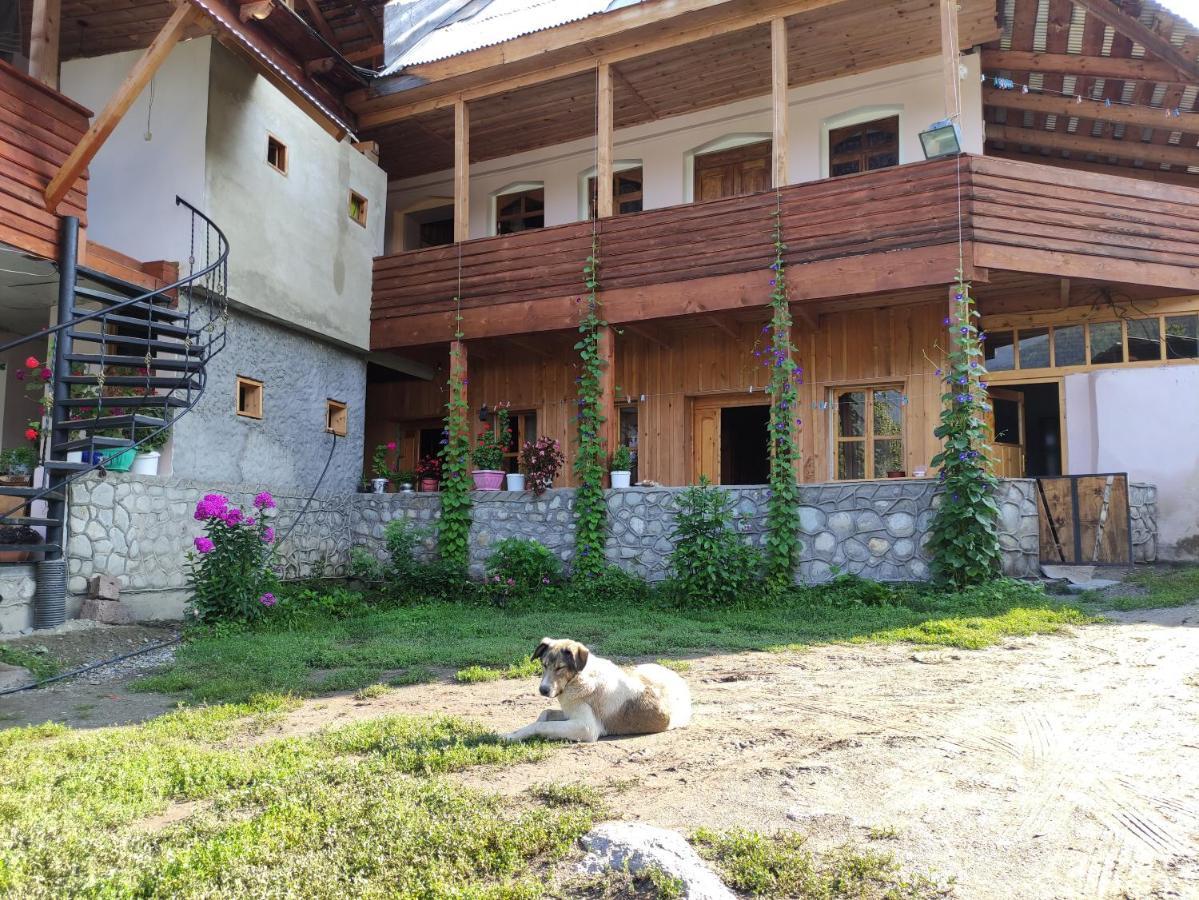 Ecohouse Svaneti Mestia Esterno foto