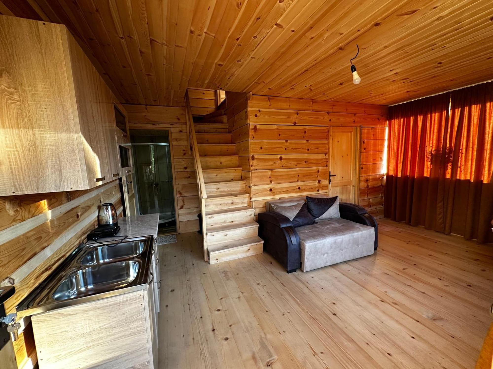 Ecohouse Svaneti Mestia Esterno foto