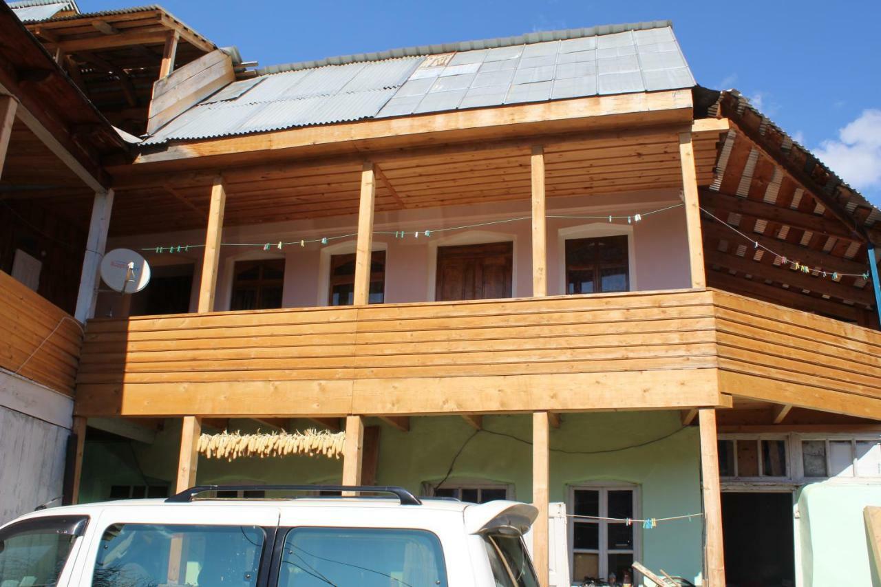 Ecohouse Svaneti Mestia Esterno foto